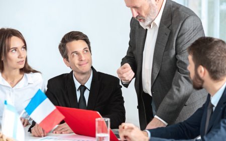 ใช้คำสั่ง AI ChatGPT Prompts เขียนบทความเชิงวิจัยเพื่อเป็นผู้นำทางในอุตสาหกรรม