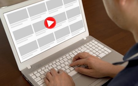 เคล็ดลับการเขียน  AI ChatGPT Prompts กลยุทธ์สร้างเนื้อหา YouTube เพื่อให้ความรู้กับลูกค้าในอุตสาหกรรมที่เกี่ยวข้อง