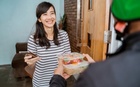 เรียนรู้การใช้ AI ChatGPT Prompts วางแผนการให้บริการส่งอาหารสุดฟิน