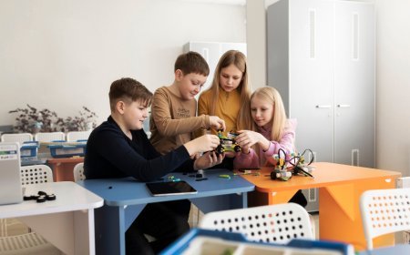 เทคนิคการเขียน AI ChatGPT Prompts กลยุทธ์พัฒนาหลักสูตรเรียนเขียนโปรแกรมและหุ่นยนต์สำหรับเด็กเพื่อ