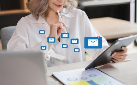 ตัวอย่าง AI ChatGPT Prompts กลยุทธ์การตลาดอีเมลและโซเชียลมีเดียสำหรับแบรนด์สินค้า: การสร้างความสัมพันธ์และเสริมการตลาด