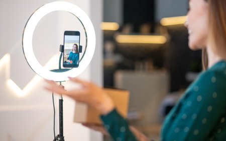 คำสั่ง AI ChatGPT Prompts สร้างวิดีโอสั้น Instagram Reels และ TikTok เพื่อดึงดูดความสนใจของกลุ่มเป้าหมายธุรกิจ