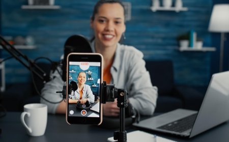 เทคนิคการสตรีมสดบนโซเชียลมีเดีย: วิธีประสบความสำเร็จด้วย AI ChatGPT Prompts