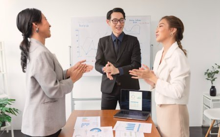 วิธีการใช้ AI ChatGPT Prompts กลยุทธ์การทำงานร่วมกันและสื่อสารในธุรกิจ: เสนอกลยุทธ์เพื่อเพิ่มผลิตภัณฑ์และสร้างวัฒนธรรมการทำงานที่มีประสิทธิภาพ