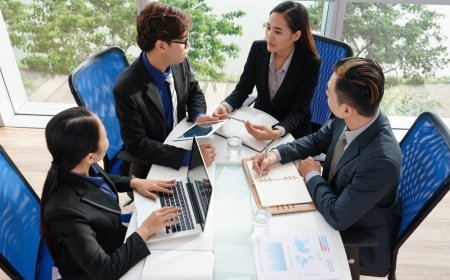 เรียนรู้การใช้ AI ChatGPT Prompts วิธีสร้างโครงสร้างการประชุมและโปรโตคอลการสื่อสารที่มีประสิทธิภาพสำหรับทีมงานในธุรกิจต่าง ๆ