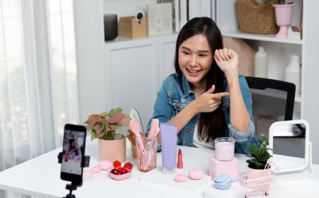 วิธีสร้าง AI ChatGPT Prompts สร้างรายได้จากบล็อกความงามและการดูแลผิว: ไอเดียและแนวทางปฏิบัติ